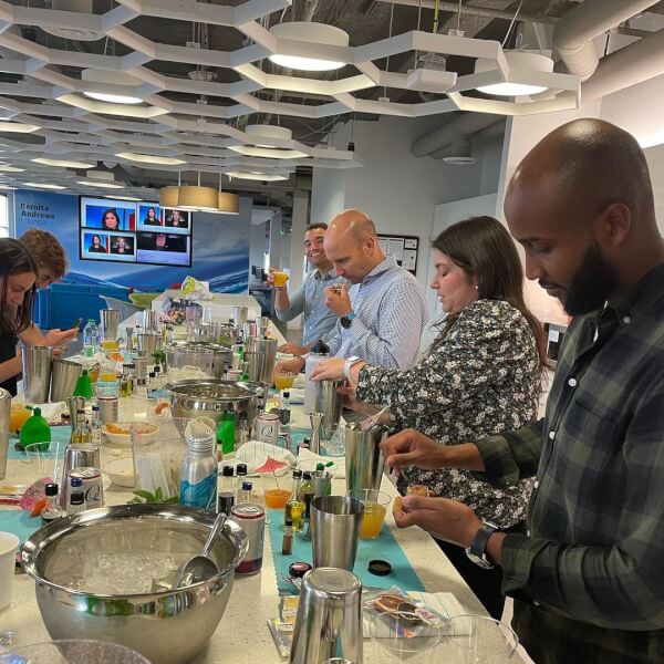 Mixology Workshop: Make Cocktails Like an Expert