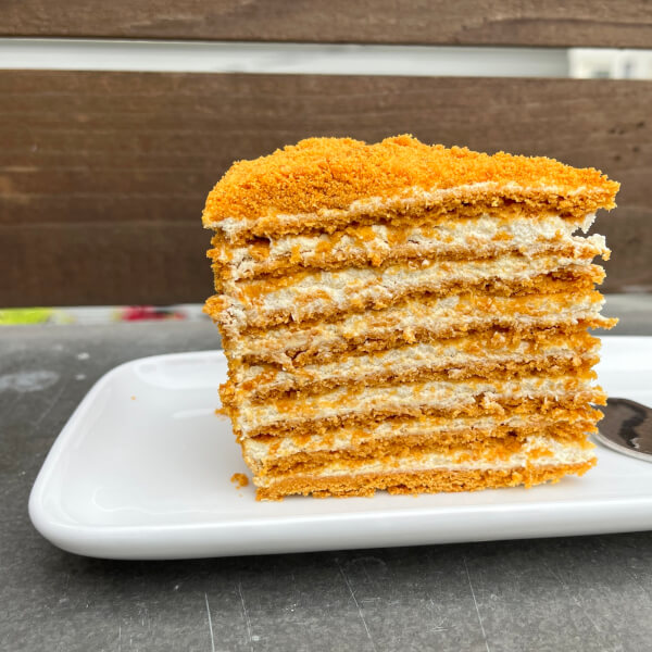 Russian Honey Cake (Medovik) Baking Class San Francisco | ClassBento