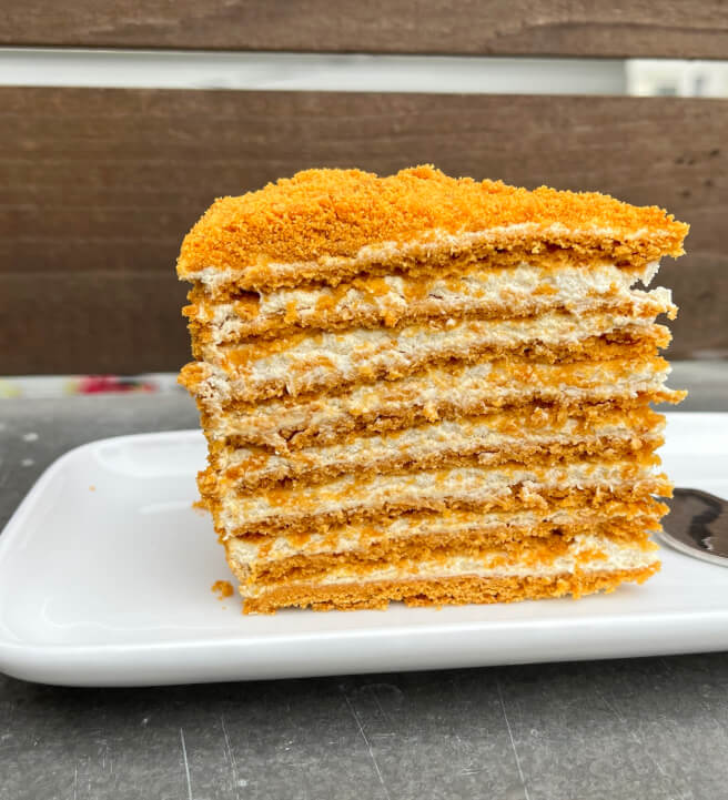 Russian Honey Cake (Medovik) Baking Class San Francisco | ClassBento
