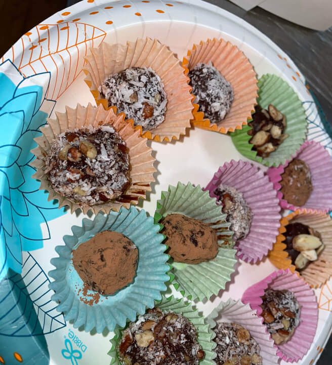 Chocolate Truffle Making Class New York City | Gifts | ClassBento