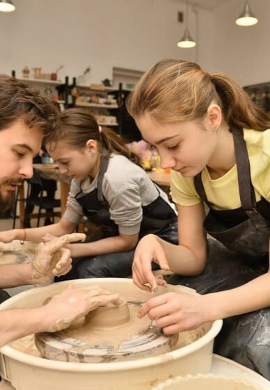 Eight-Week Pottery Wheel Throwing Course New York City | ClassBento