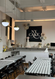 Gingerbread House Baking and Decorating Workshop New York City | ClassBento