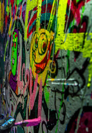 Splatter Paint Room Experience for Teams New York City | ClassBento